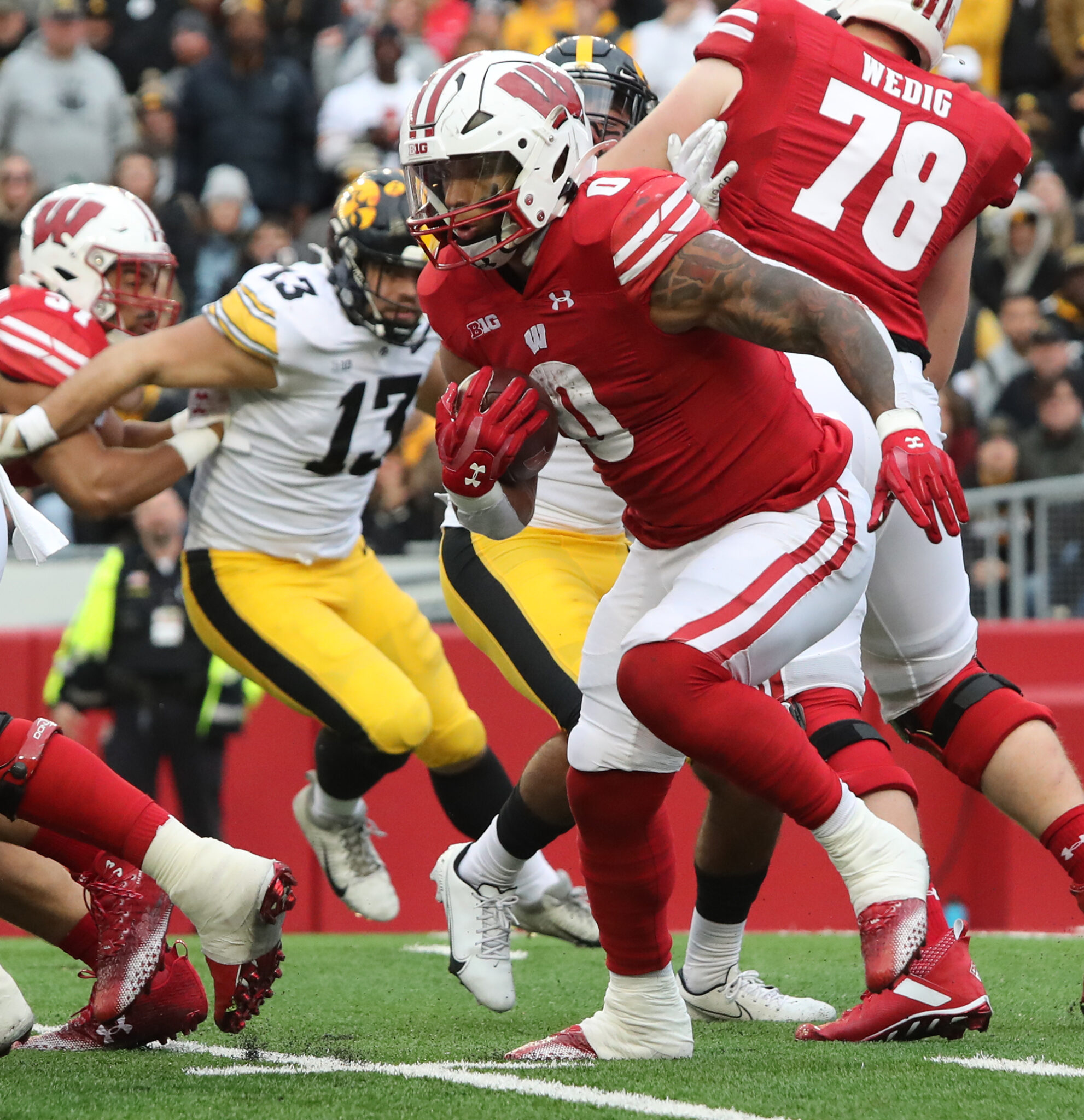 Photos Fond du Lac native and Wisconsin Badger Braelon Allen Gets