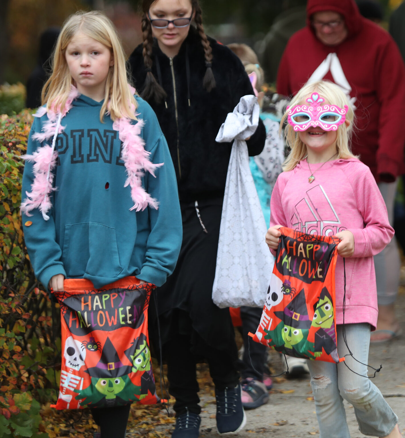 PHOTOS Trick Or Treating Fond du Lac 2023 KFIZ NewsTalk 1450 AM