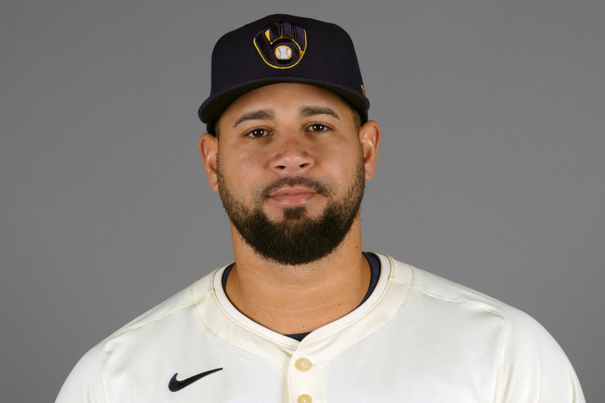 Gary Sánchez guaranteed $3 million by Milwaukee Brewers, could earn $14 ...