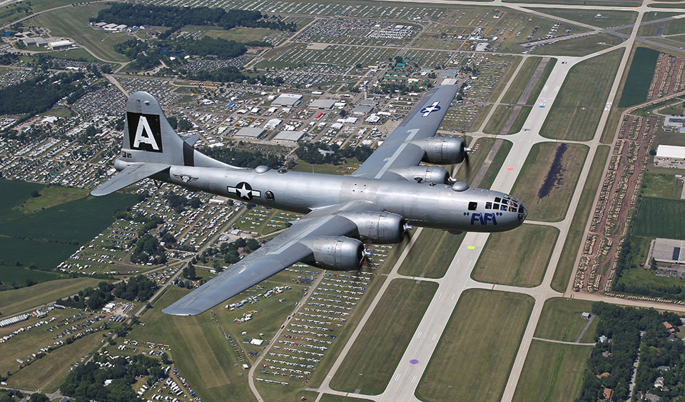 B-29s Doc and Fifi coming to AirVenture - KFIZ News-Talk 1450 AM