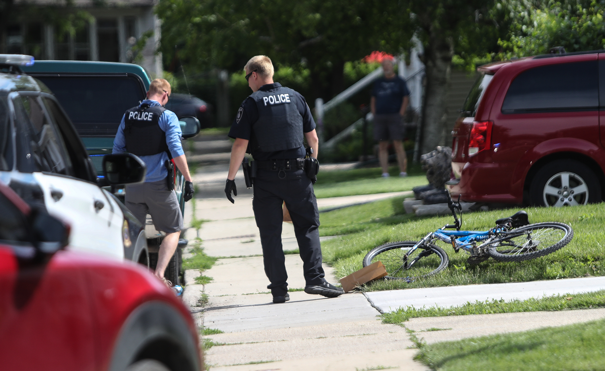 Photos And Video Fond Du Lac City Police Chase Bike Rider Drugs Found Kfiz News Talk 1450 Am 5906