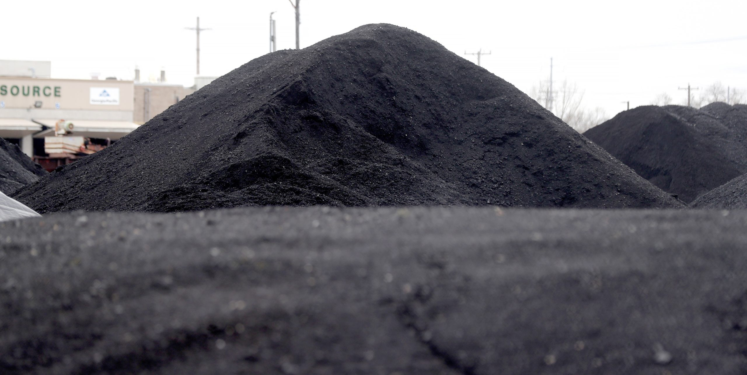 Local political representatives weigh in on coal pile relocation in Green Bay